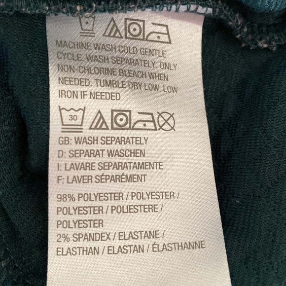 Issac Mizrahi Quilted Jacket. Size Small. Lightweight. Practical. Versatile. - Picture 7 of 8